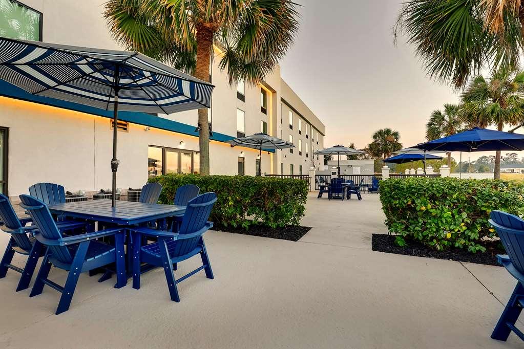 Hampton Inn モートリー エクステリア 写真