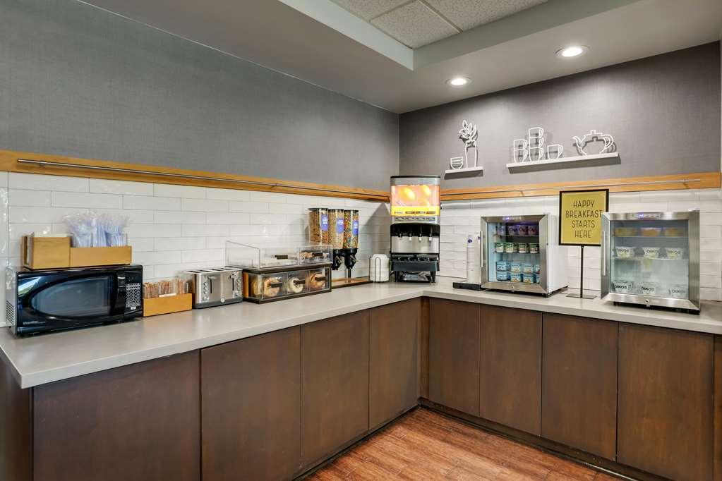 Hampton Inn モートリー レストラン 写真