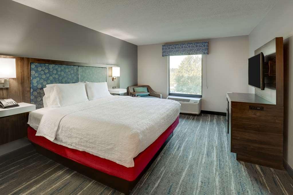 Hampton Inn モートリー 部屋 写真