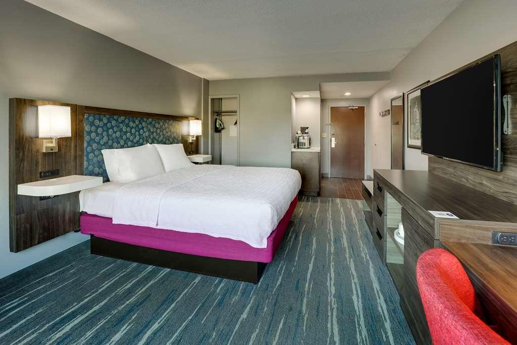 Hampton Inn モートリー 部屋 写真